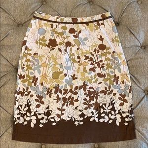 Pretty A line floral skirt bright white brown size 6